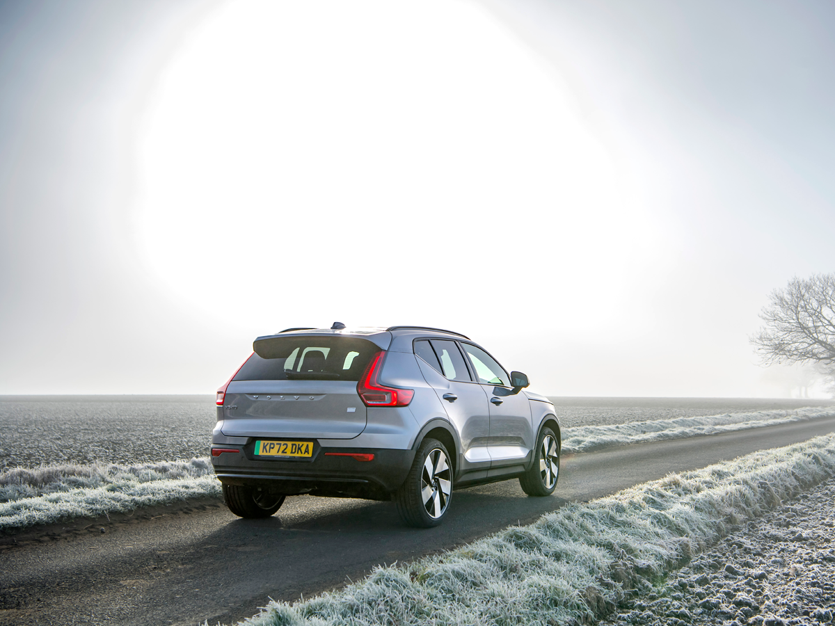 Winter driving tips: Five ways to stay safe on Eastbourne & Worthing roads this winter 