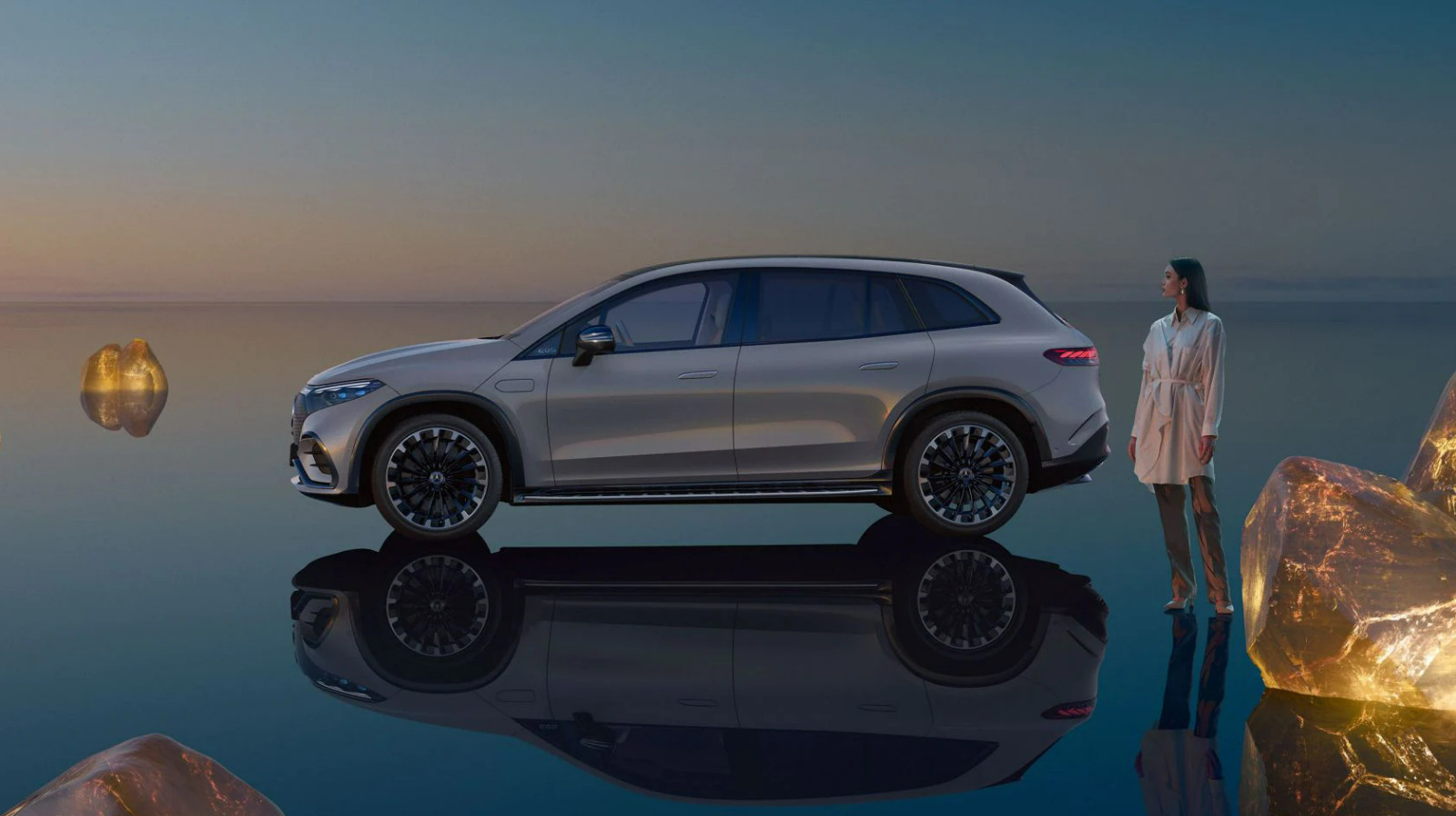 EQS SUV