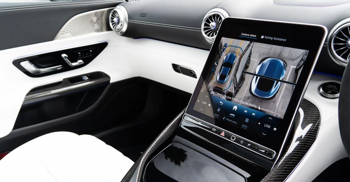 360 Degree Camera in Mercedes-AMG GT