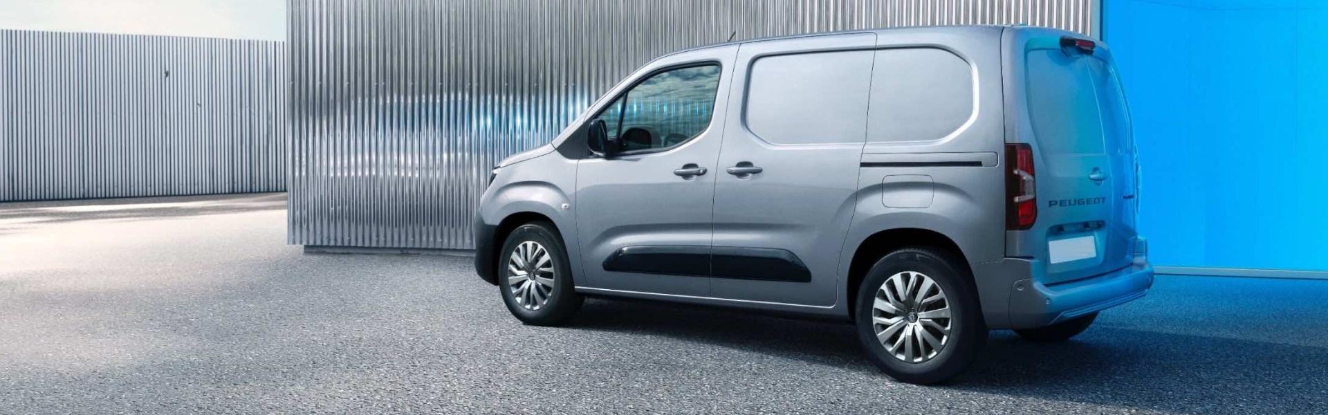 _cogCmsNewVanModel.Title