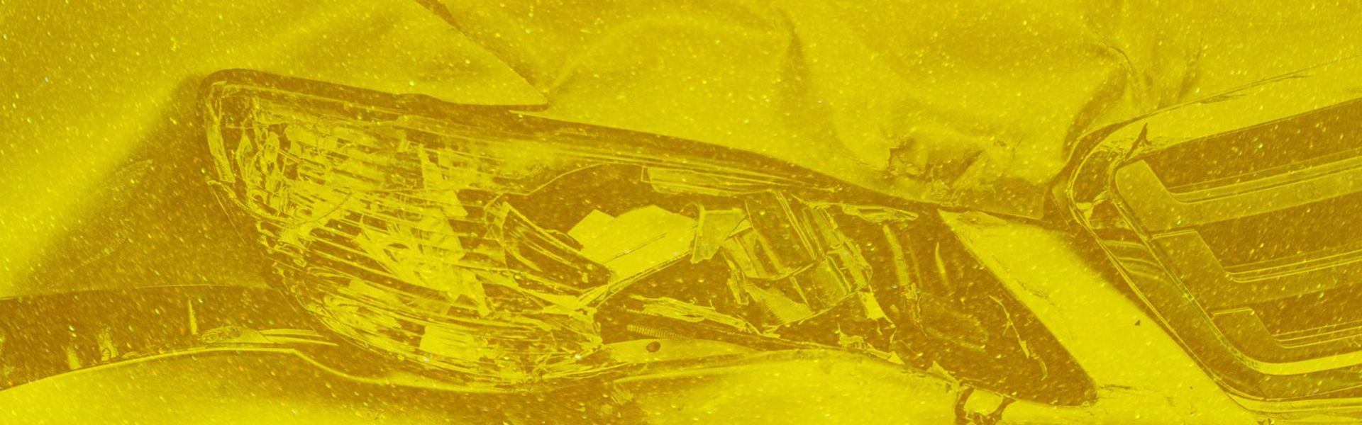 Damaged car advertising Agnew Leasing 24hr accident management