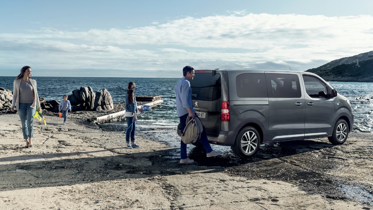 Peugeot E-Traveller