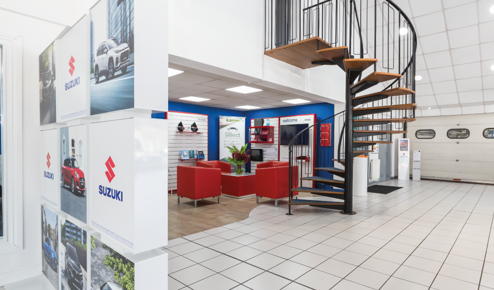 Suzuki Totton - Showroom - Interior