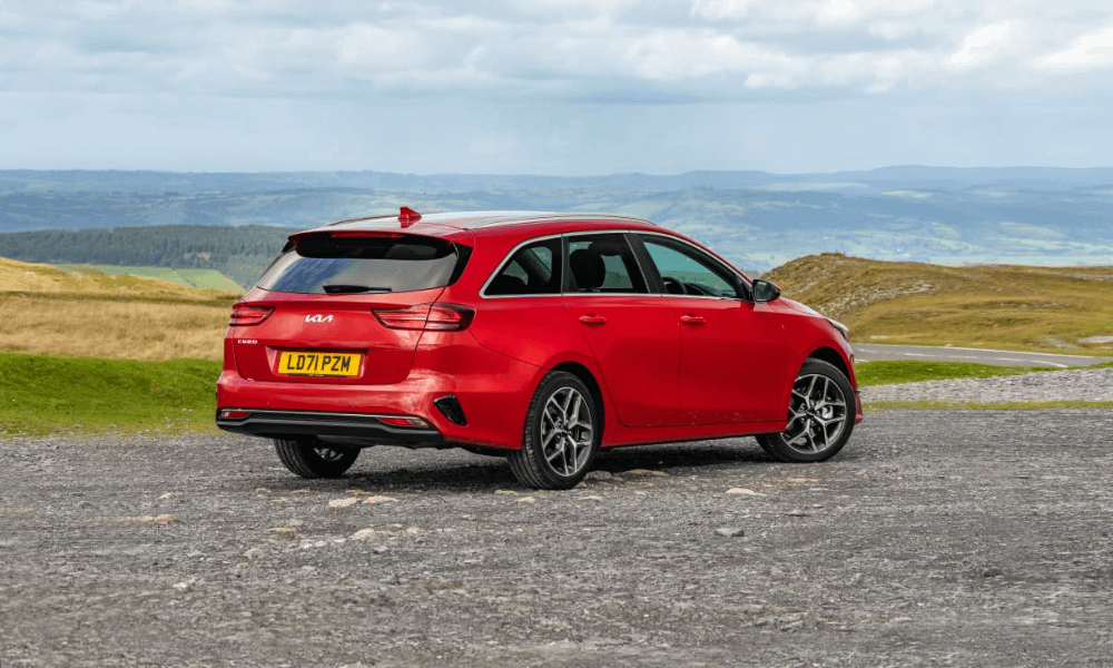 New KIA Ceed Tourer (SW) 2022 - FIRST LOOK & REVIEW (exterior, interior,  trunk) 