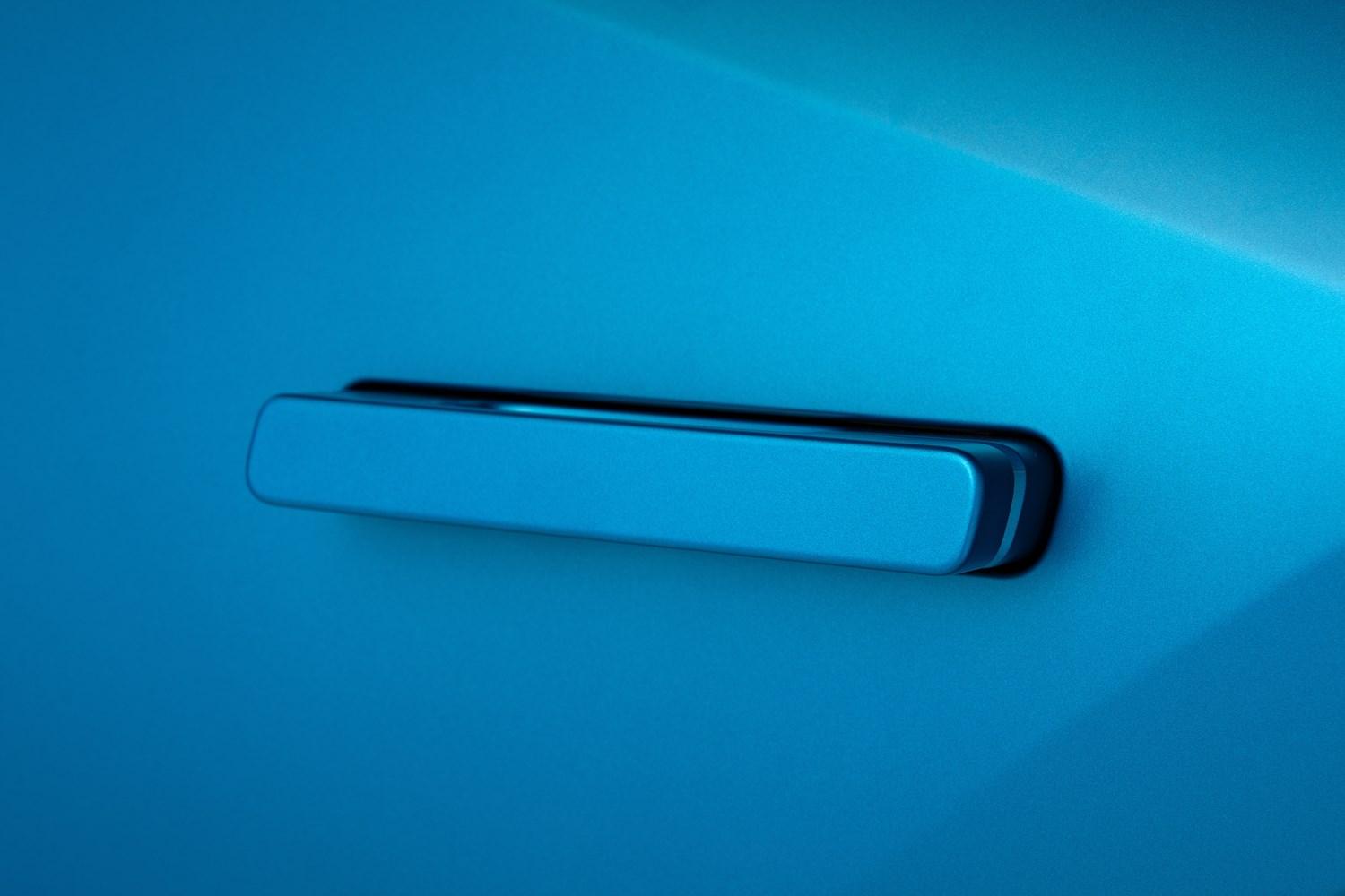 Kia EV9 body-coloured flush door handles