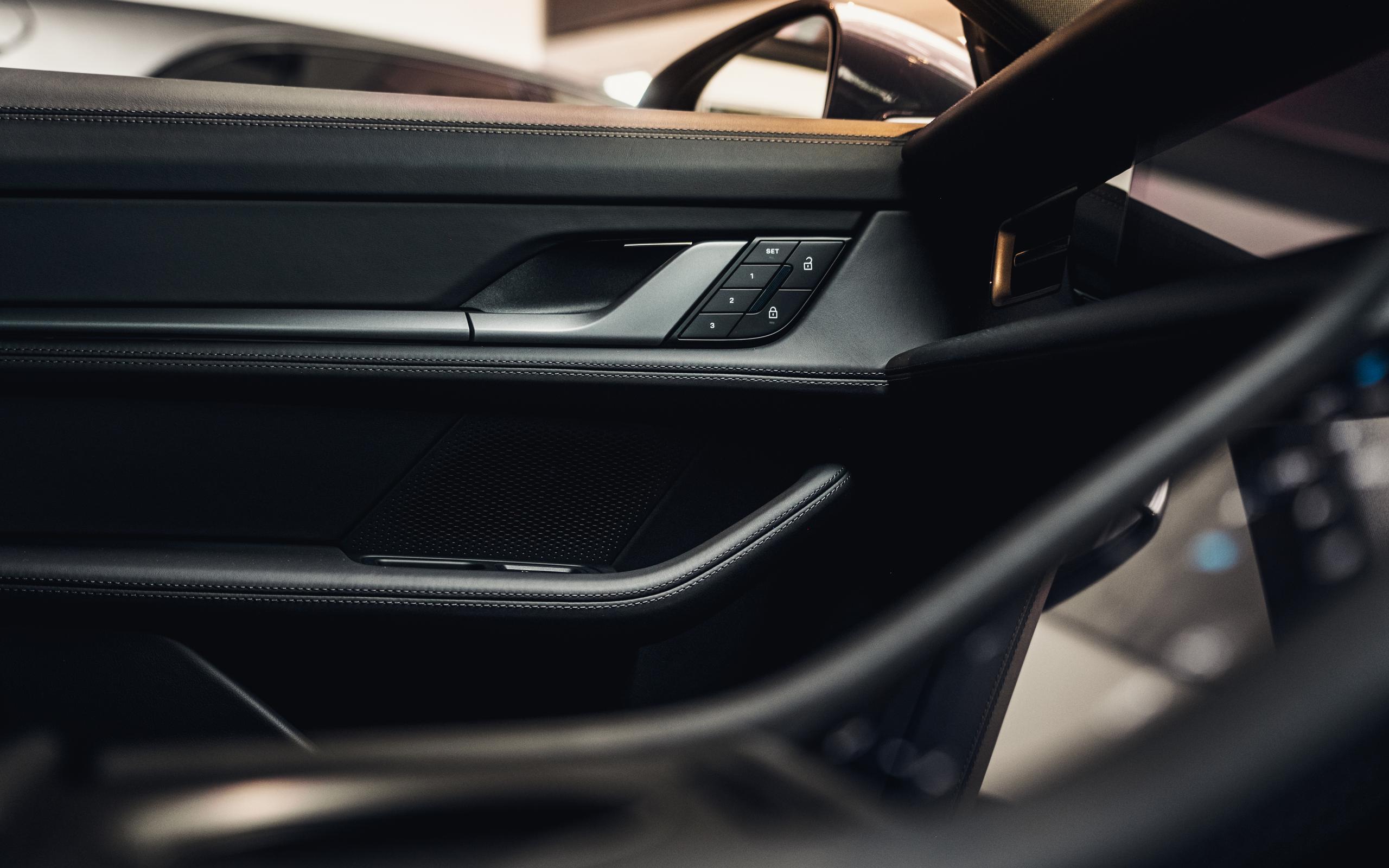 Porsche Taycan Inside door