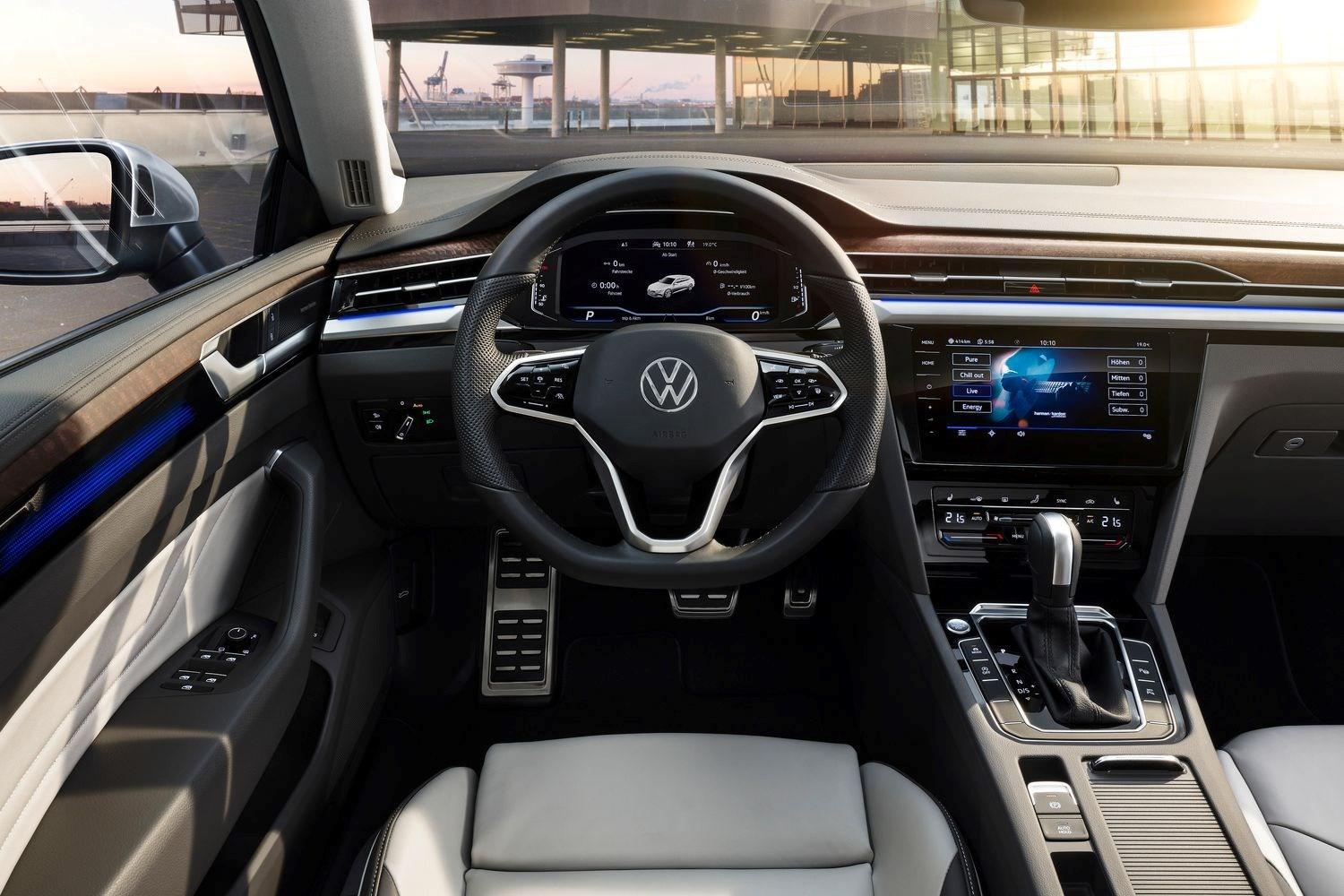 Interior view of the new Volkswagen Arteon Shooting Brake, close-up of spacious front passenger seats and dashboard from driver side