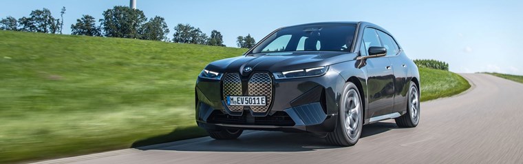 BMW iX