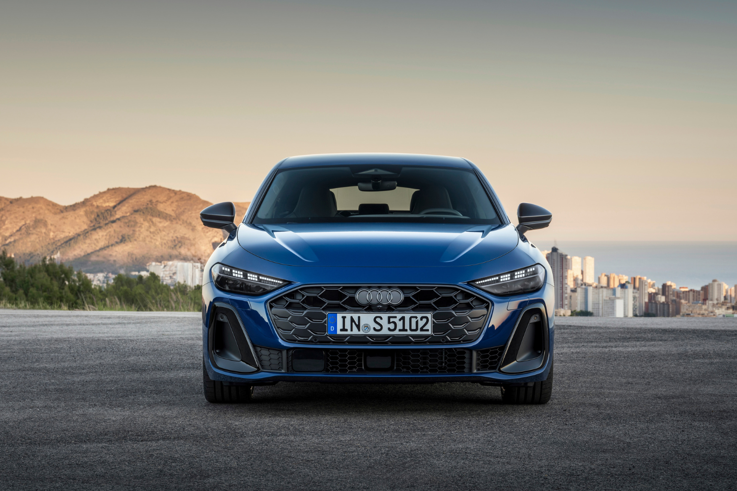 Front view of the Audi S5 Saloon in blue.