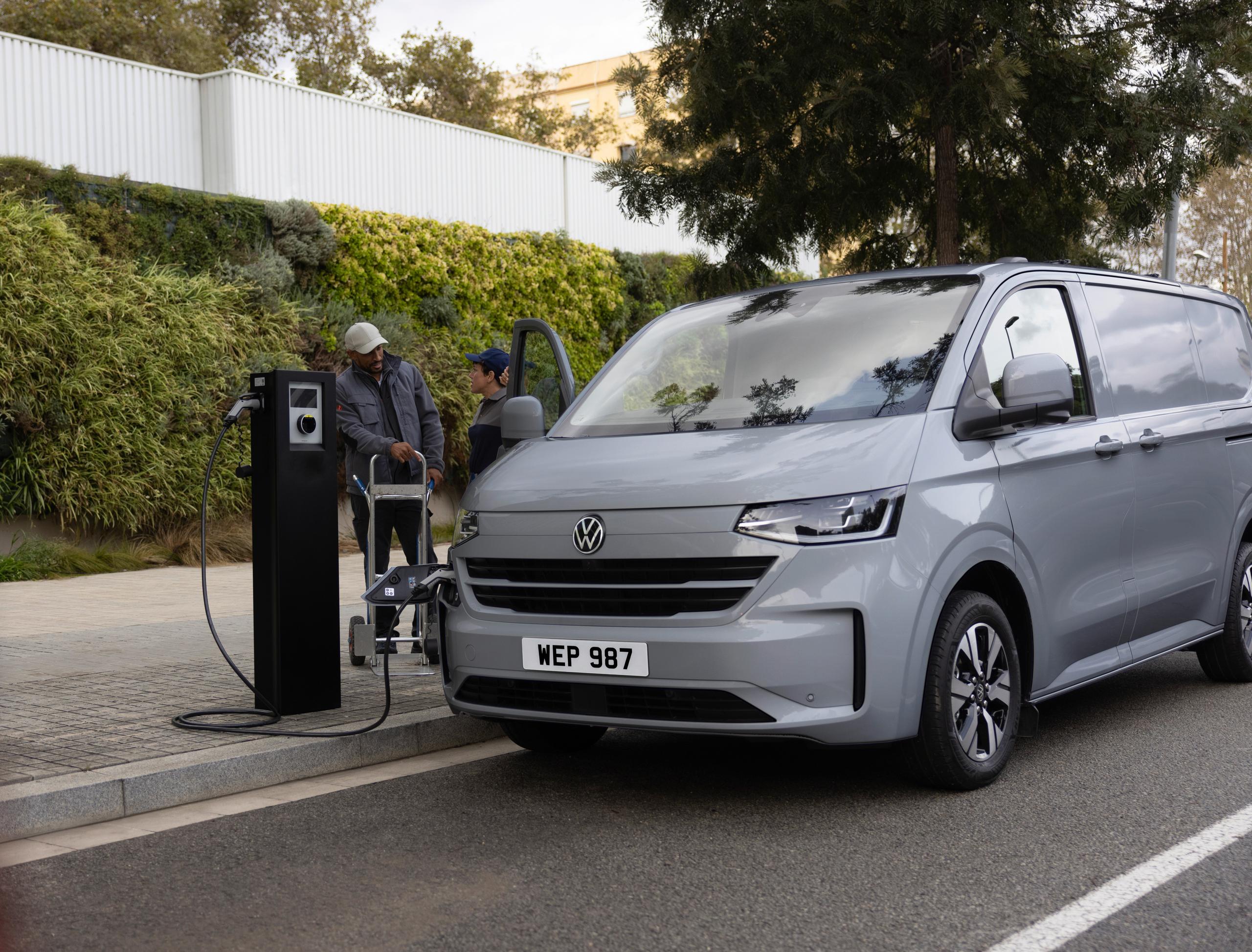 New Transporter eHybrid