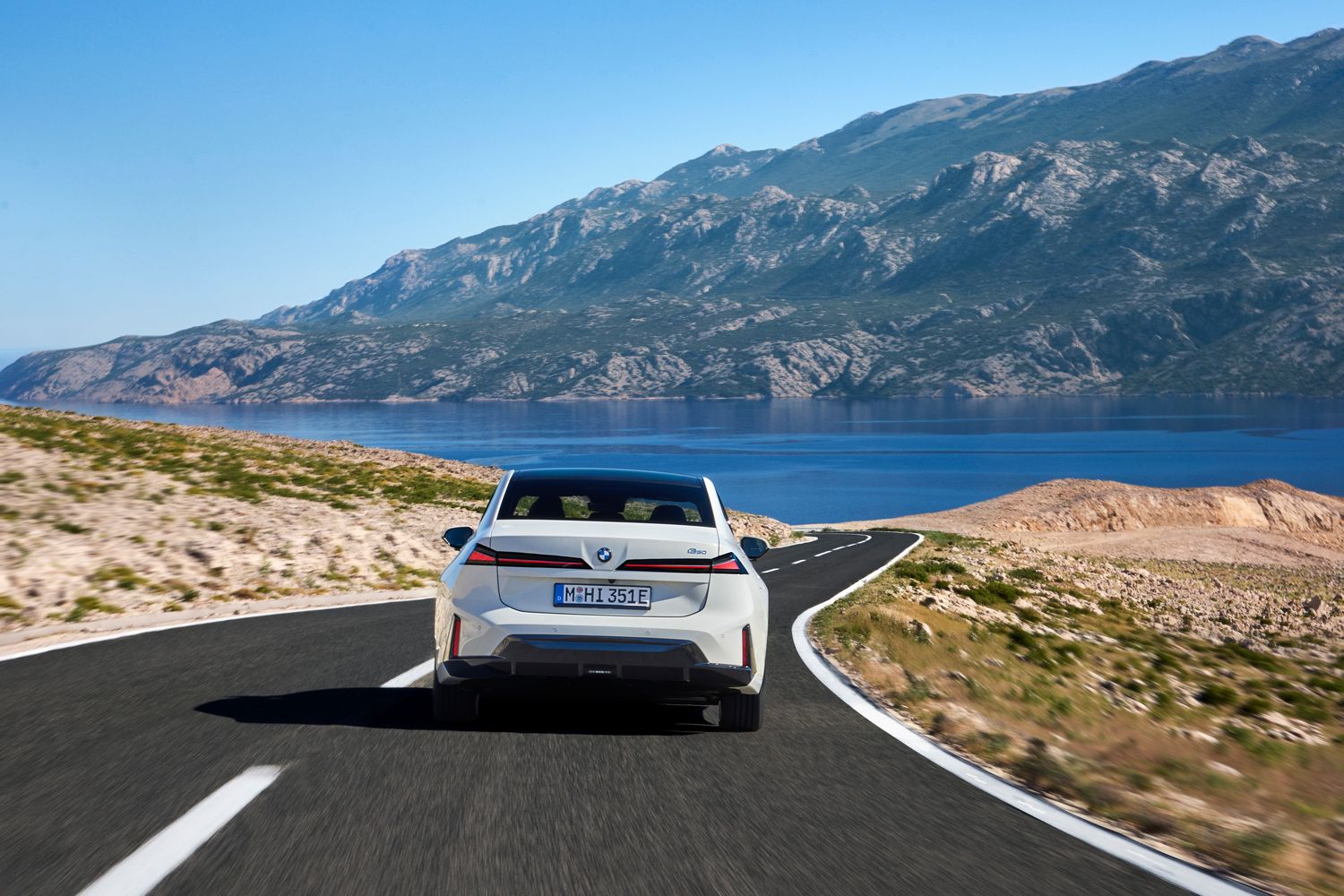 Rear view of the new BMW i3