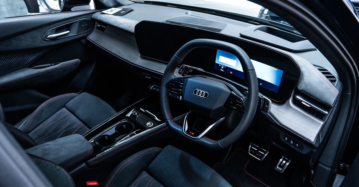 Interior shot of 2025 Audi Q3