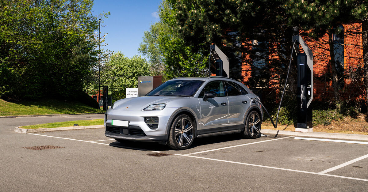 Porsche Macan EV