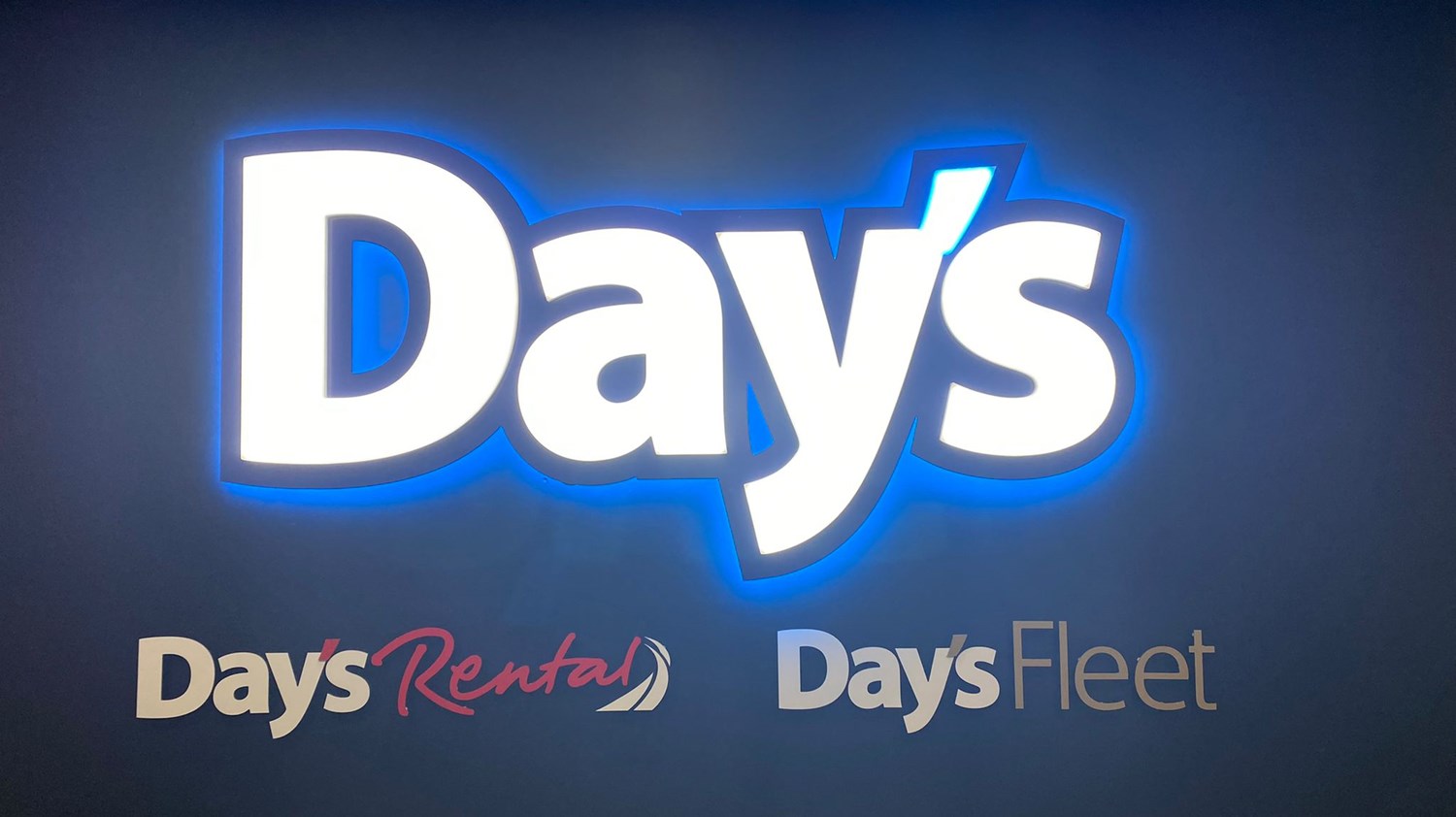 Day's logo with Day's Rental and Day's Fleet under it