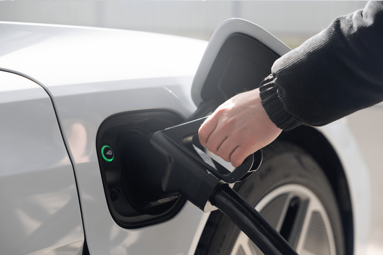 Northern Ireland Takes the Lead: New Cross-Pavement Charging Solutions End the EV Off-Street Parking Debate 