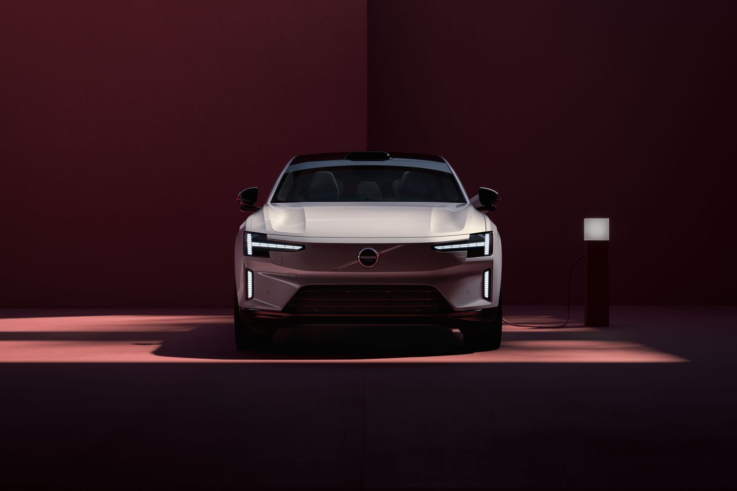Front view of the new Volvo ES90