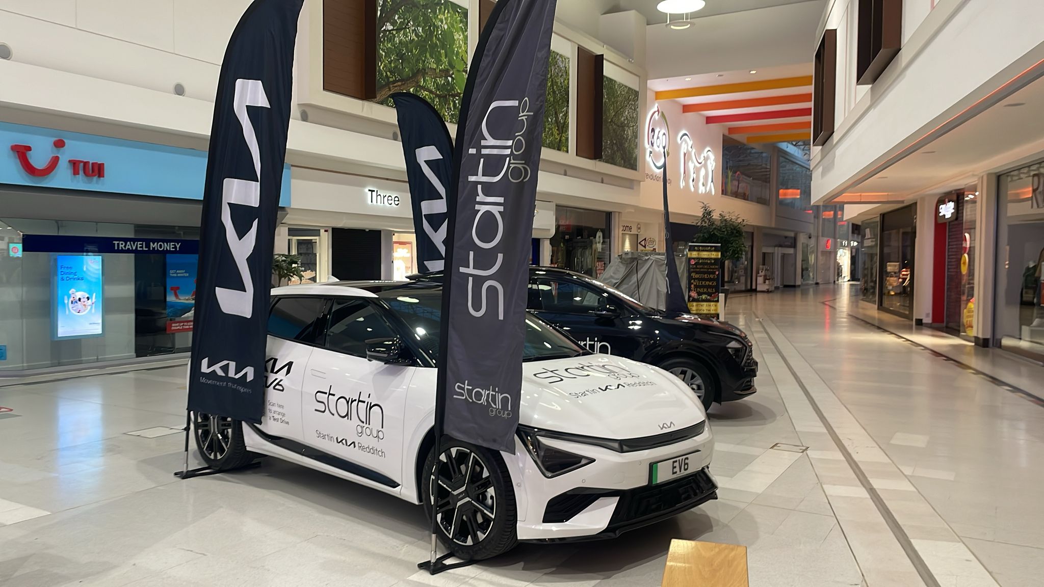 Startin Kia Redditch- Kingfisher Shopping Centre! 
