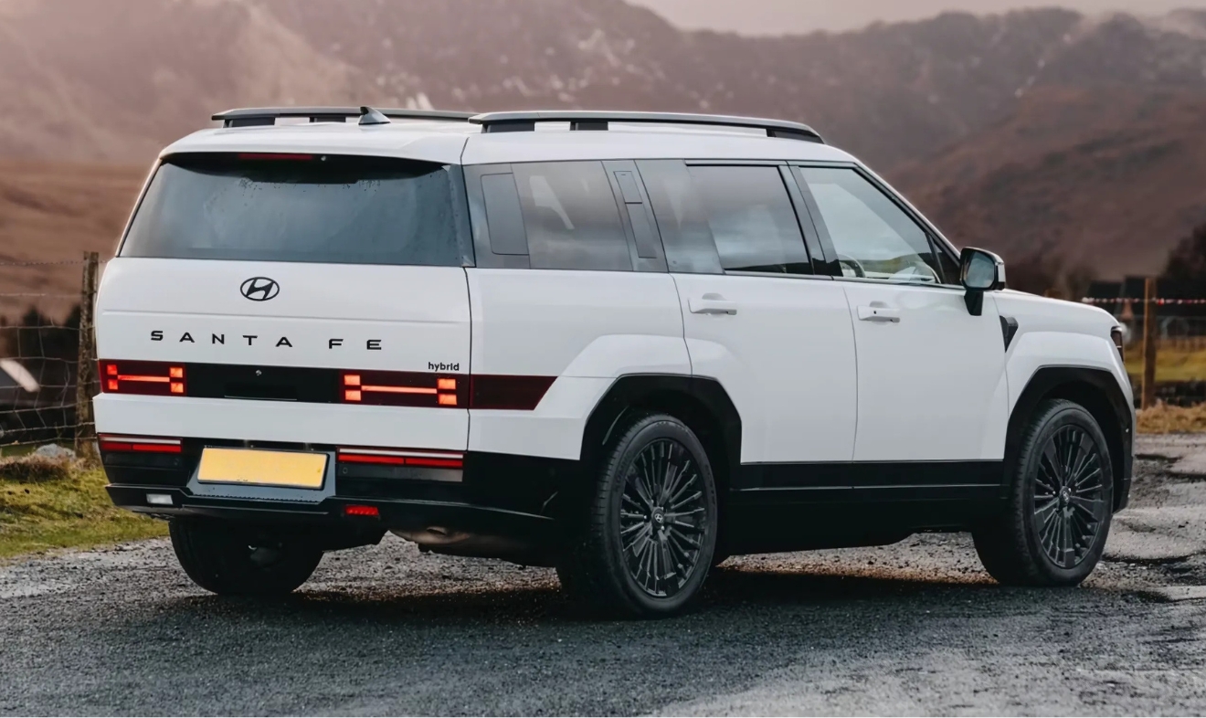 SANTA FE Hybrid