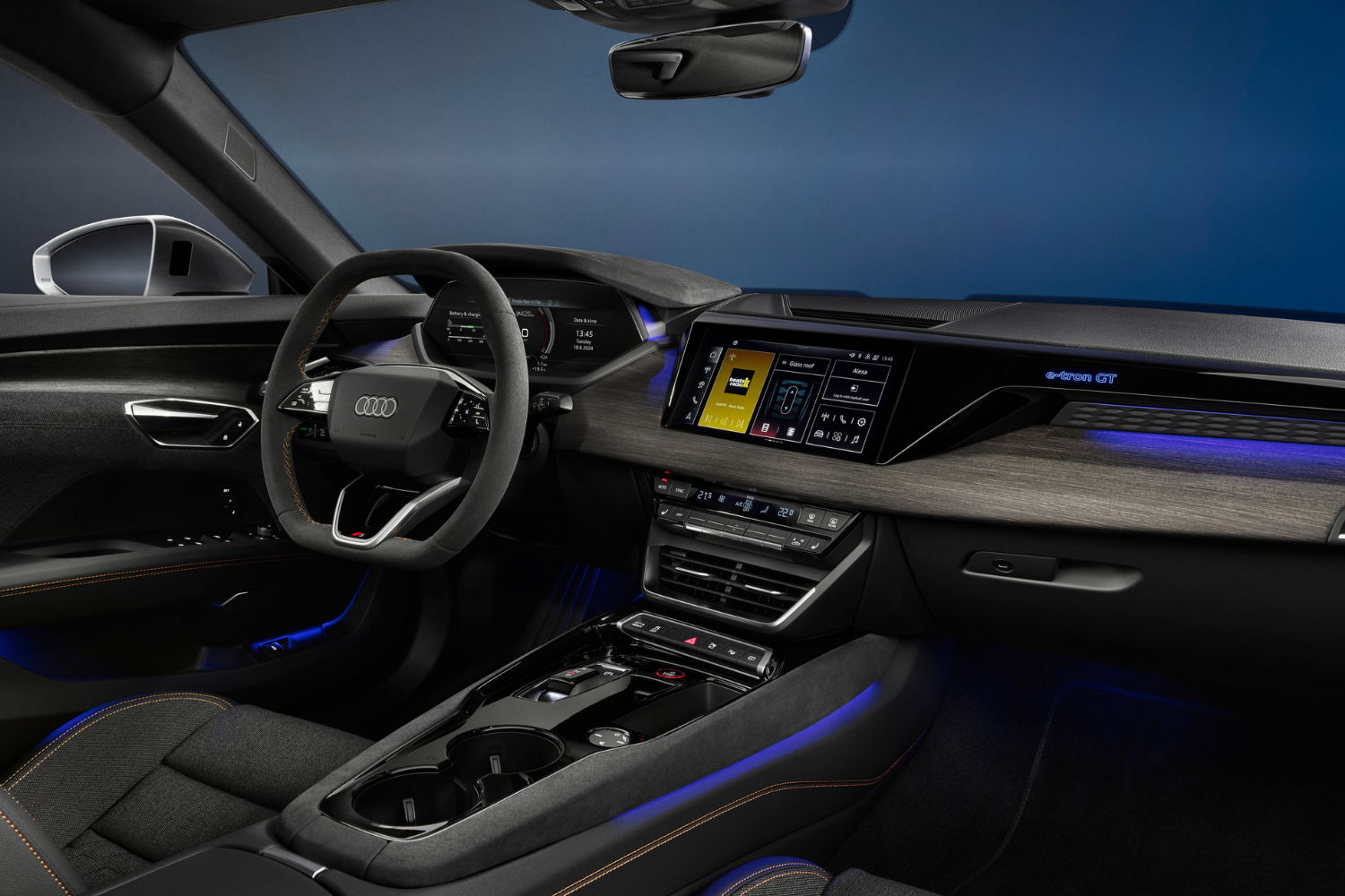 The interior of the new Audi S e-tron GT featuring a HD virtual cockpit and a large configurable screen.