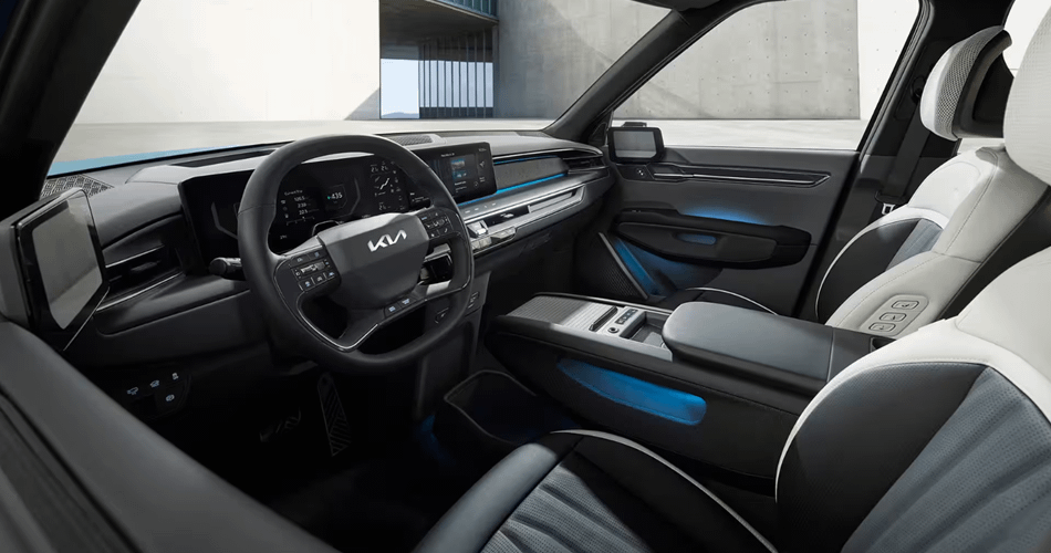 The Kia EV9 fully-electric 7-seater SUV