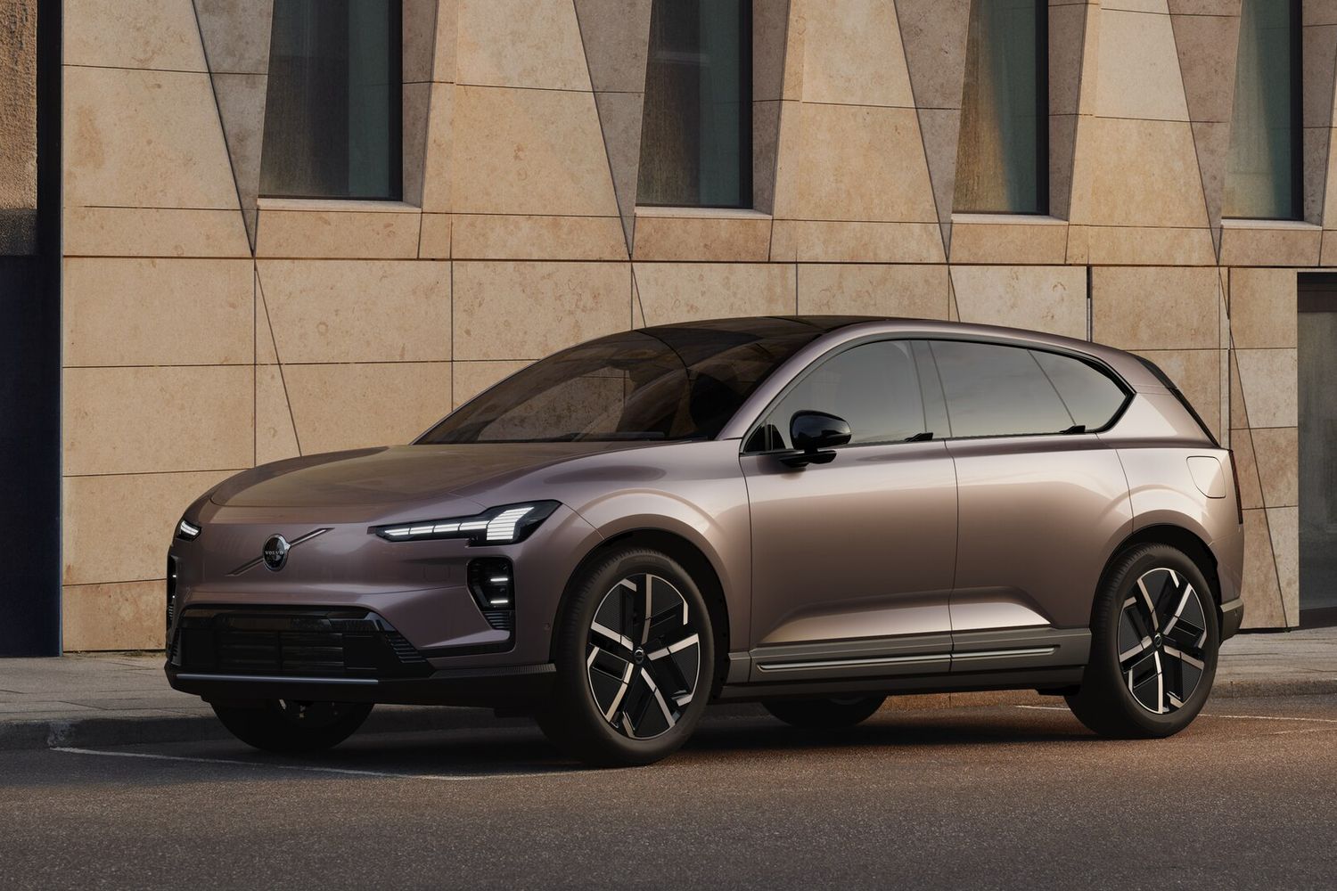 Exterior of the new Volvo EX60