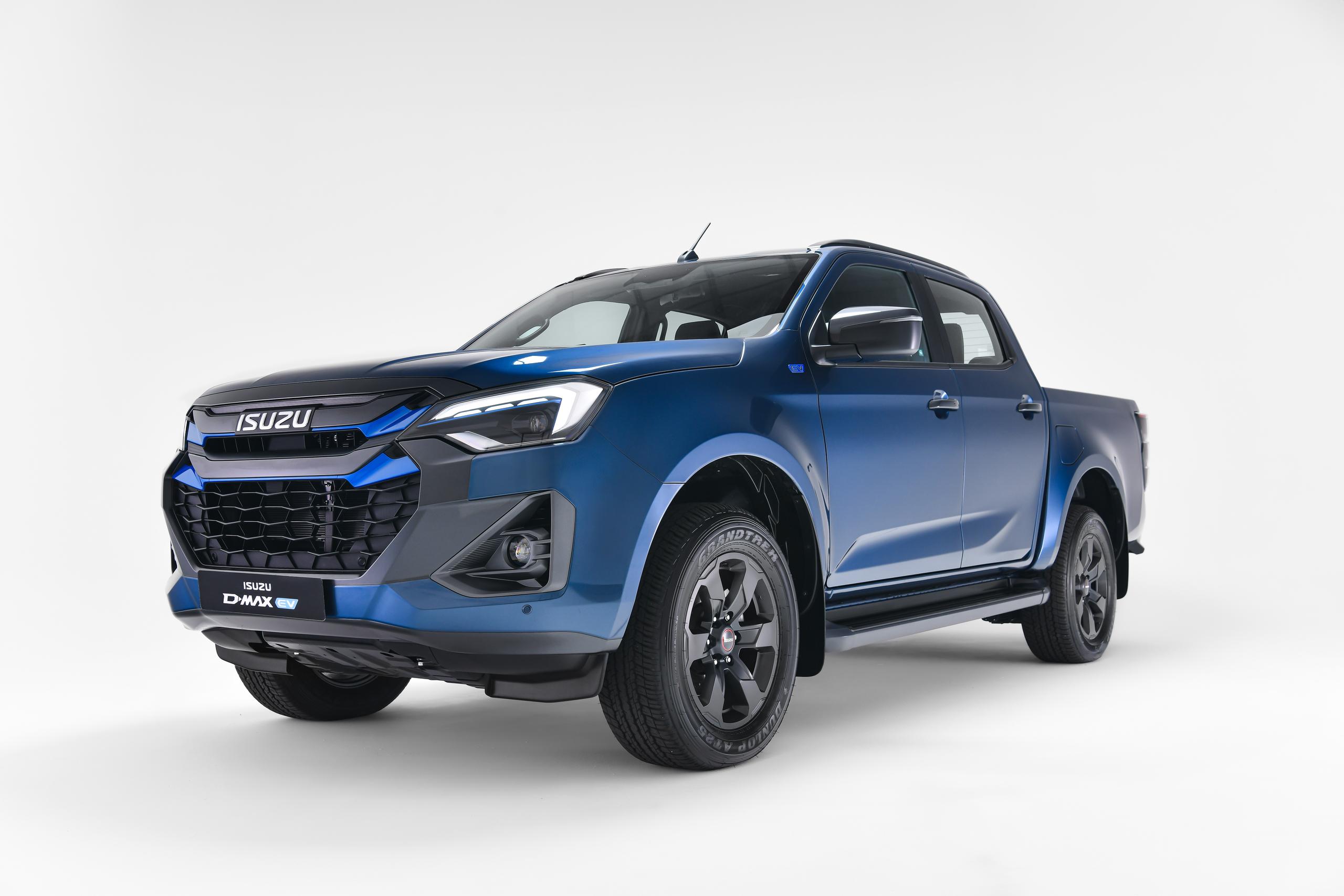 Side view of Isuzu D-Max EV1