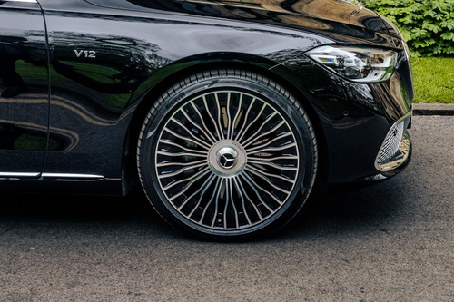 Maintain Performance with a Complimentary Tyre Check