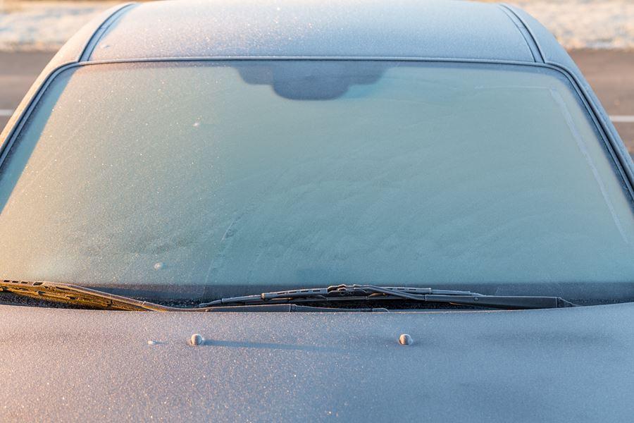 Vehicles windscreen froze up