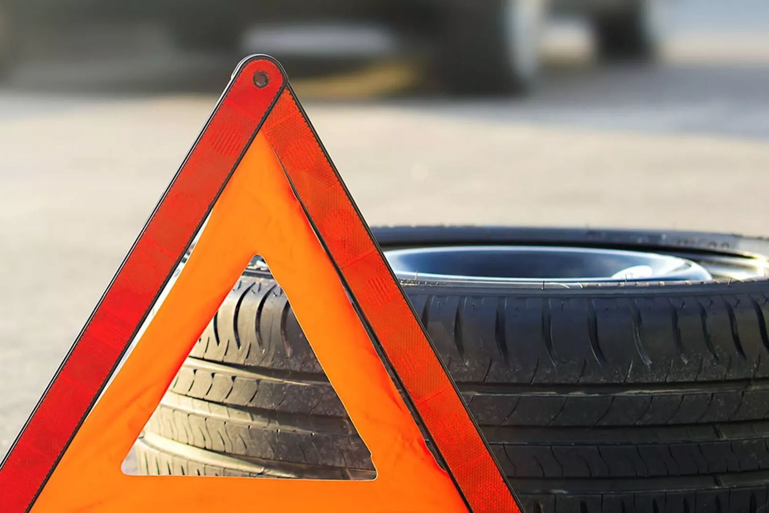 Skoda Roadside Assistance, Tyre and Warning Triangle