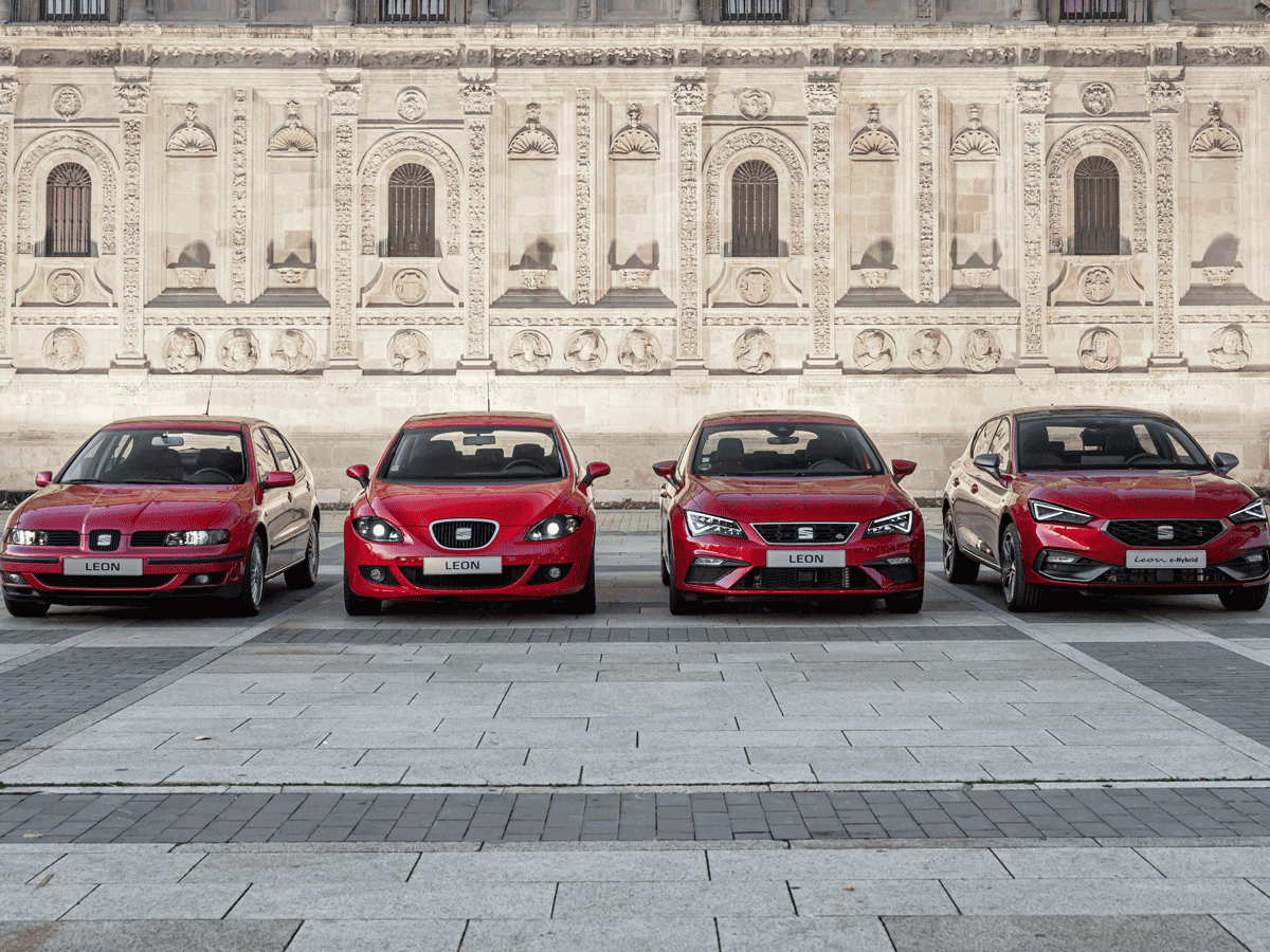 SEAT Celebrates 25 Years of the Leon