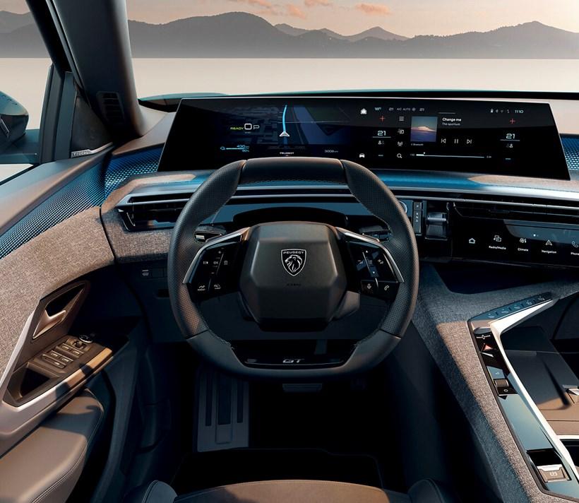 Peugeot Panoramic i-Cockpit Wins Connected Car Award 2023