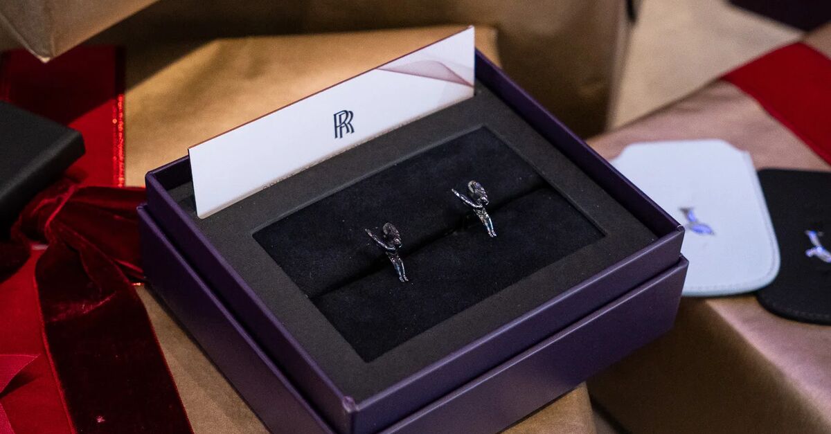 Rolls-Royce Spirit of Ecstasy Cufflinks