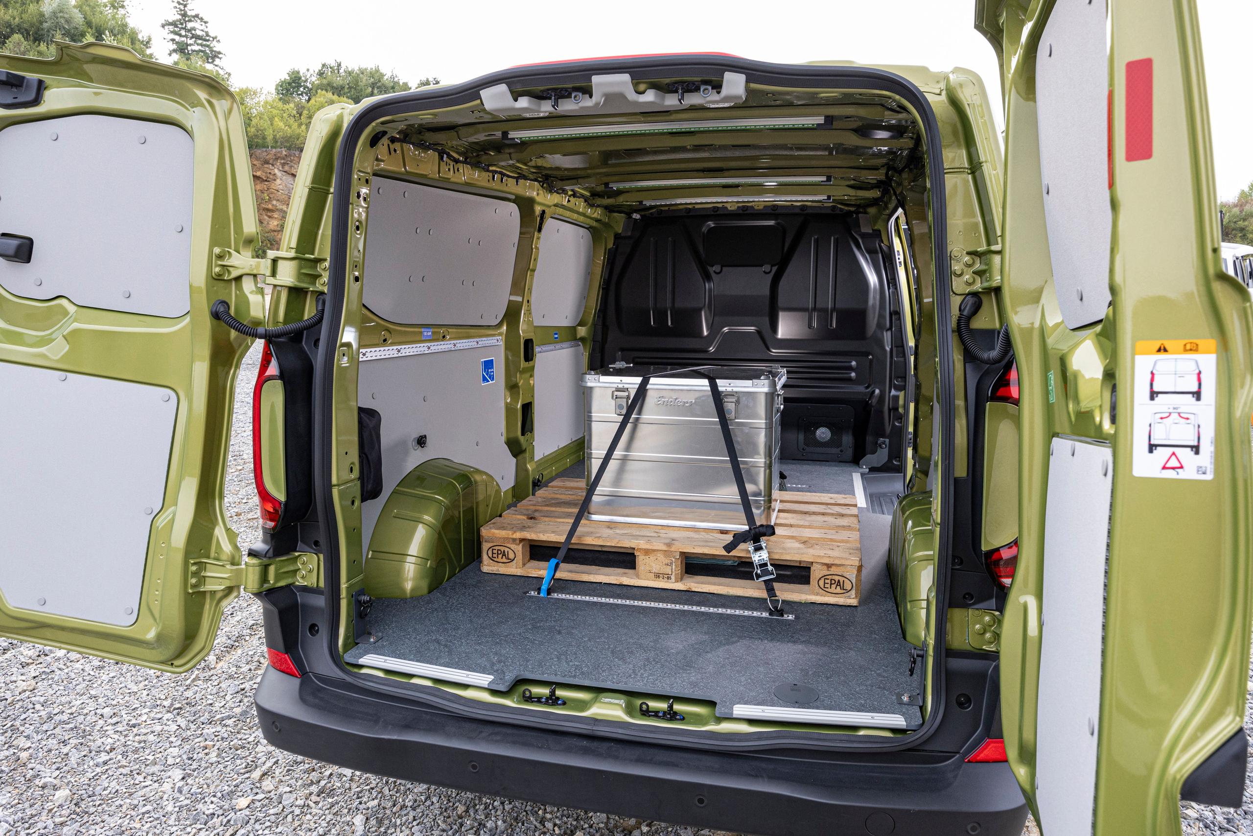 Rear loading of the all-new Volkswagen Transporter (2025) with pallets loaded