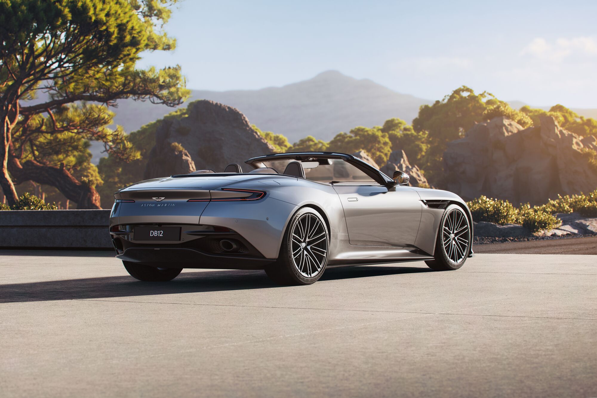 DB12 Volante
