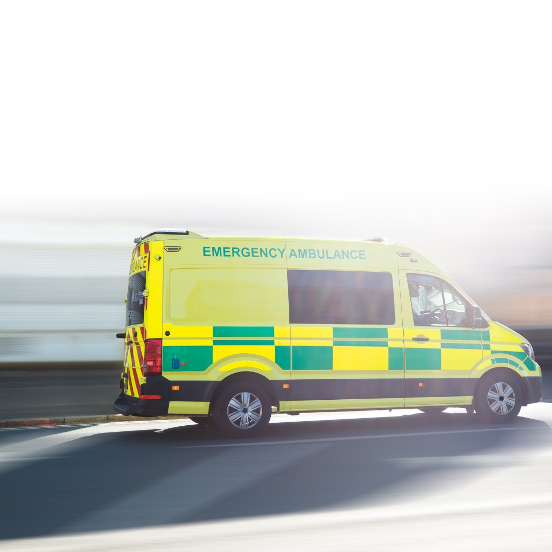 How to Appropriately React to Emergency Vehicles on the Road