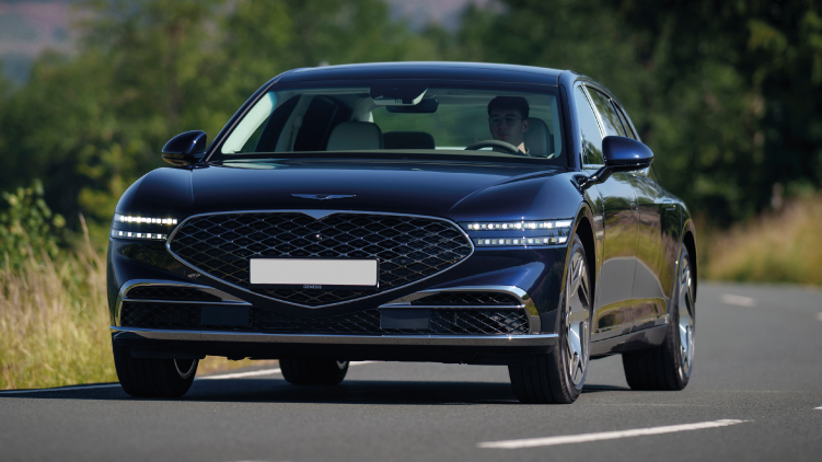 Genesis G70 Car