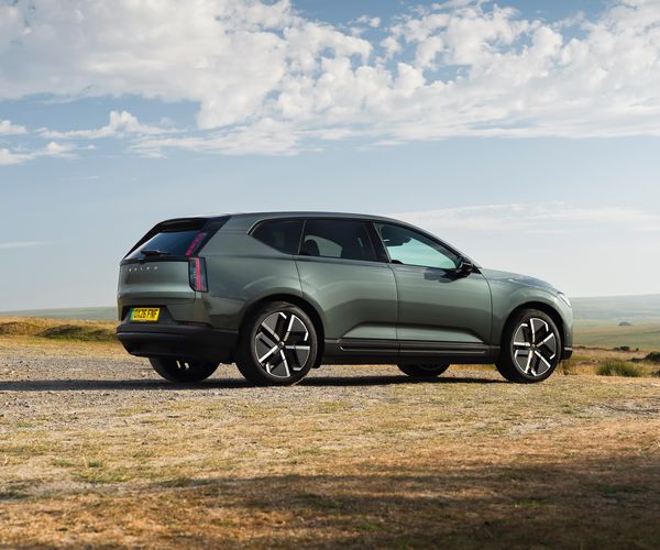 The Gourmet Boys Take on Dingle in the New Volvo EX60