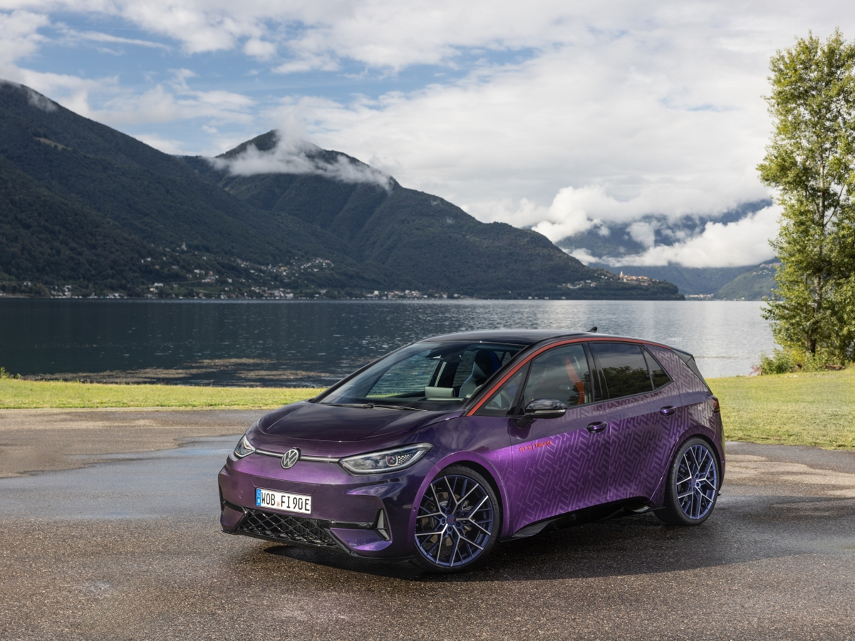 Volkswagen Premiered The ID.3 GTX FIRE+ICE