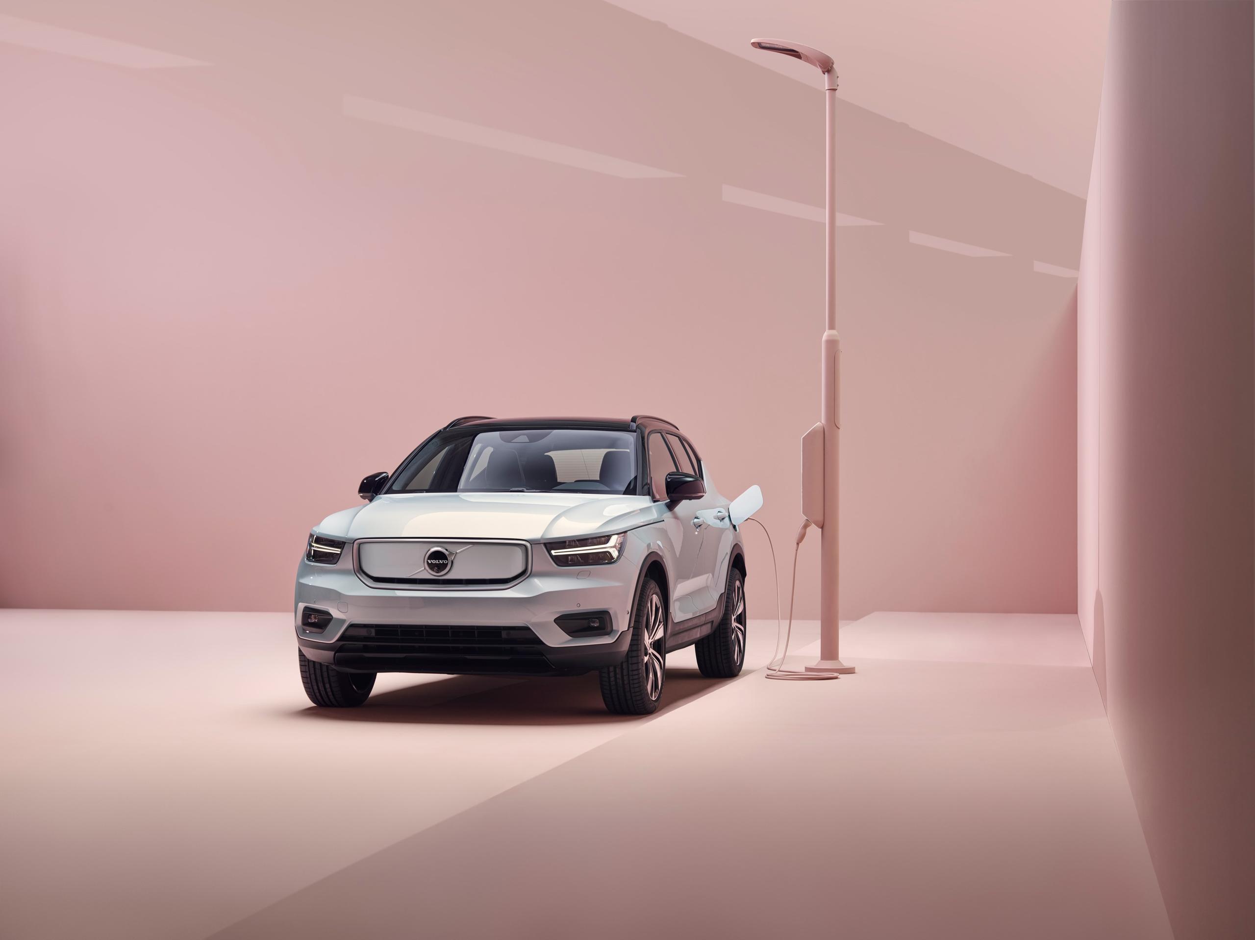 white volvo rectangle