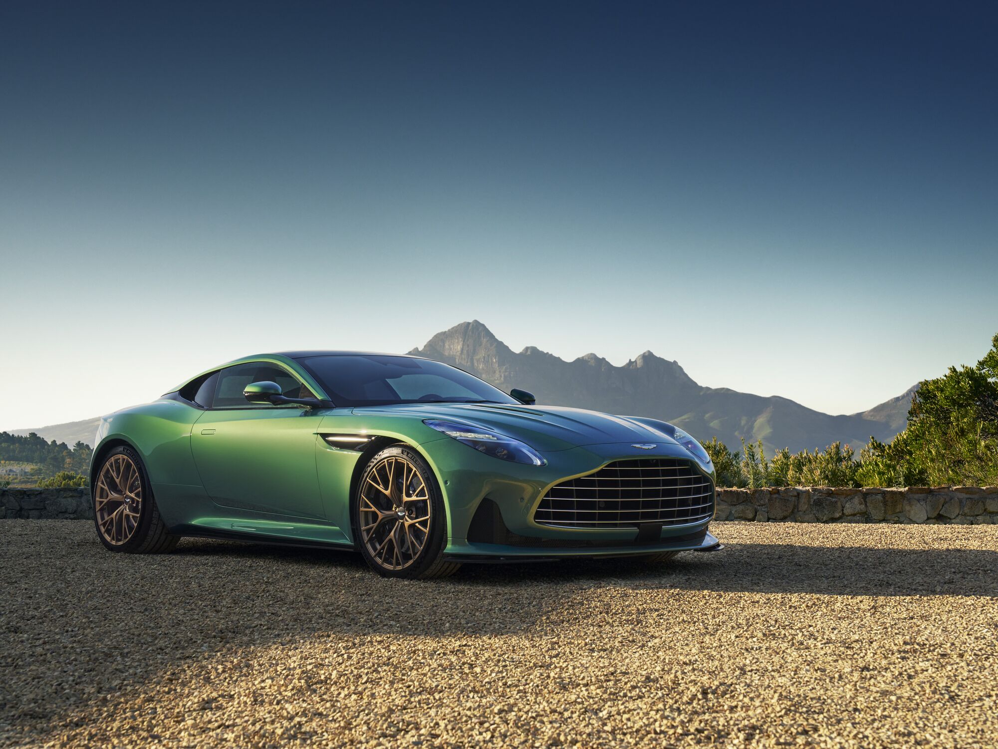 DB12