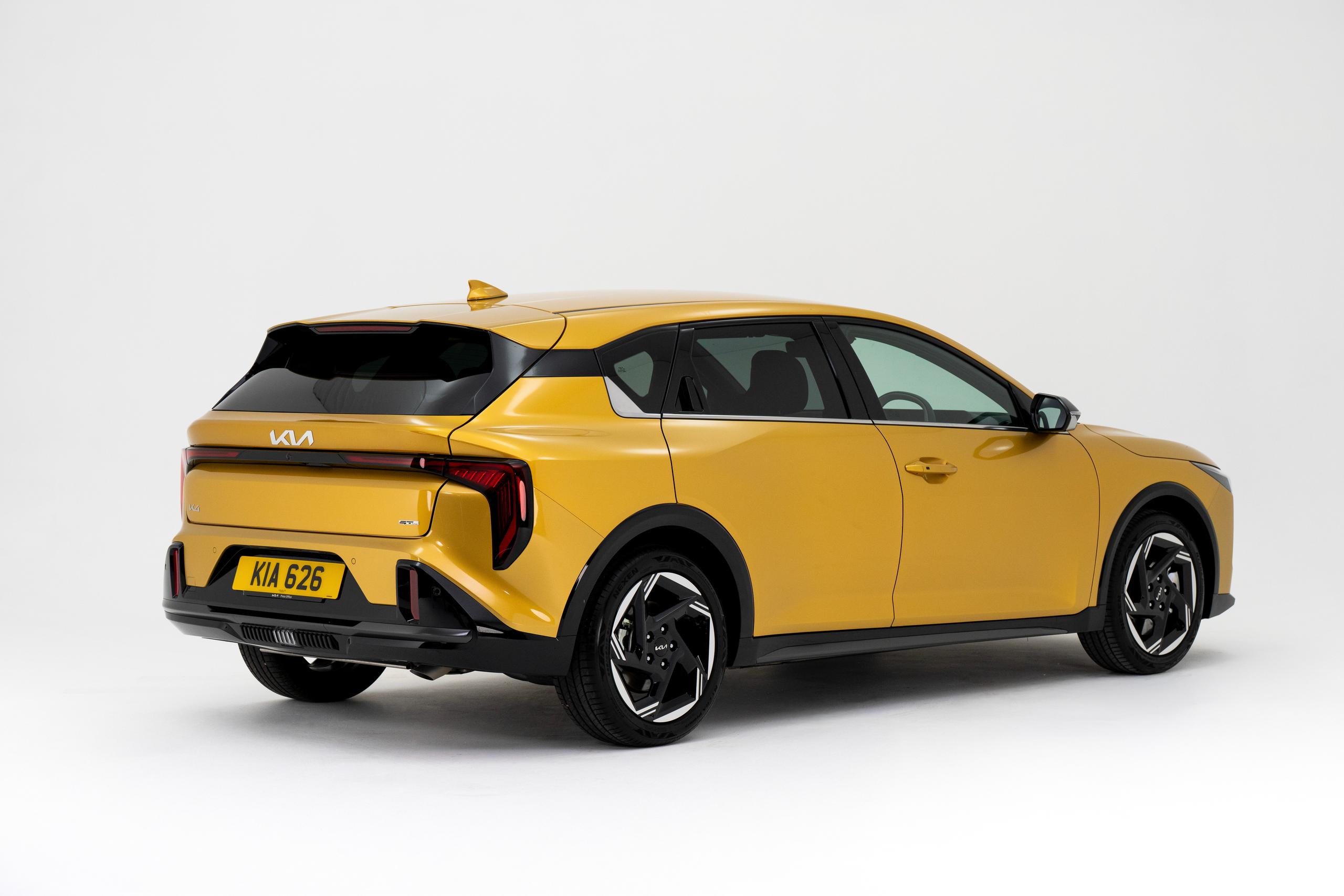 Kia K4