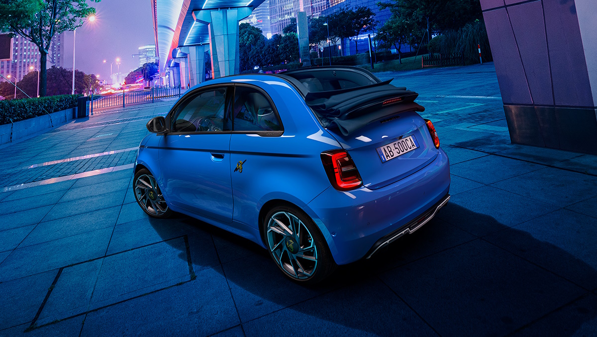 blue abarth 500e