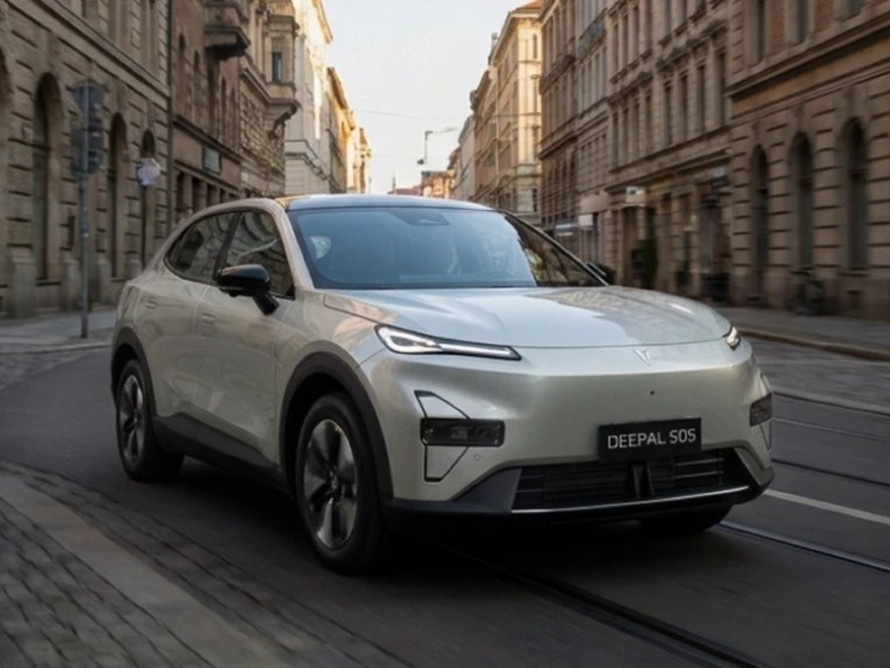 New Changan Deepal S05 PHEV: The Best of Electric and Petrol Power