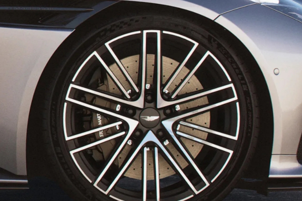 DB12 Volante wheels