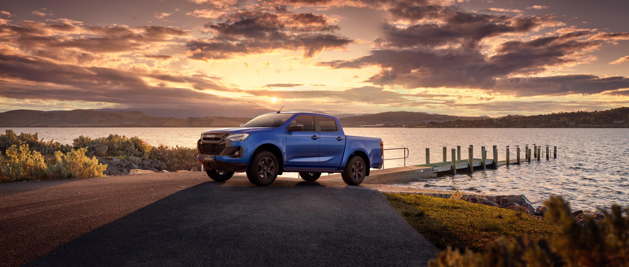 ISUZU D-MAX V-Cross Wins Best Work Pick-Up