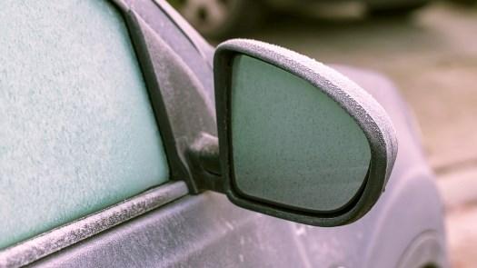 A Startin Guide To: Defrosting Your Car Safely