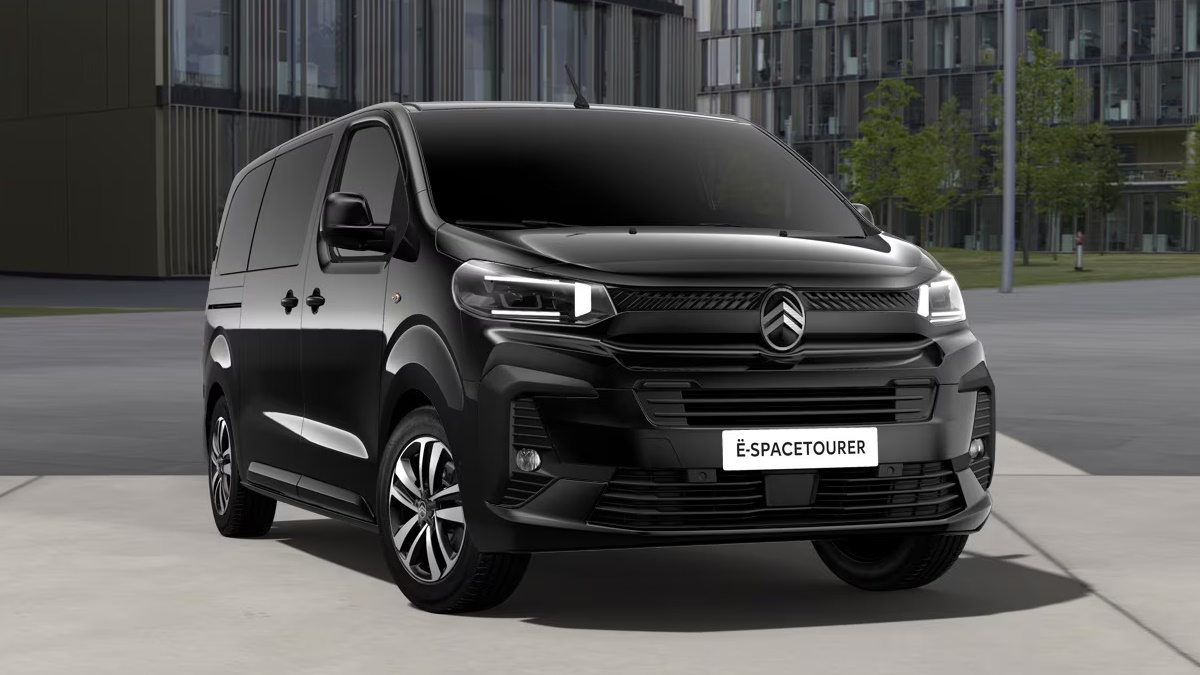 A black E-SpaceTourer