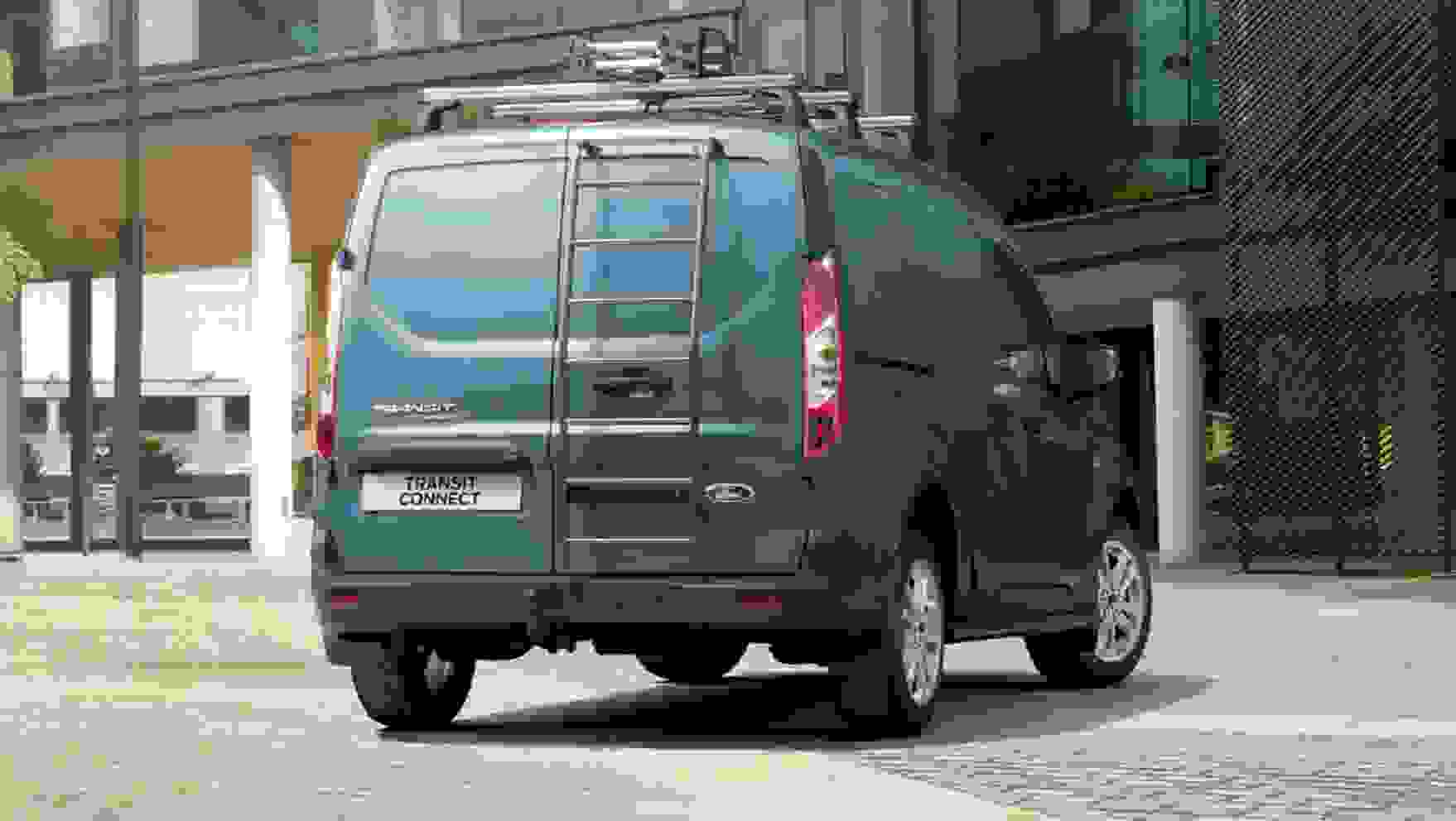Side view of the Ford Transit Connect from £20,329.64