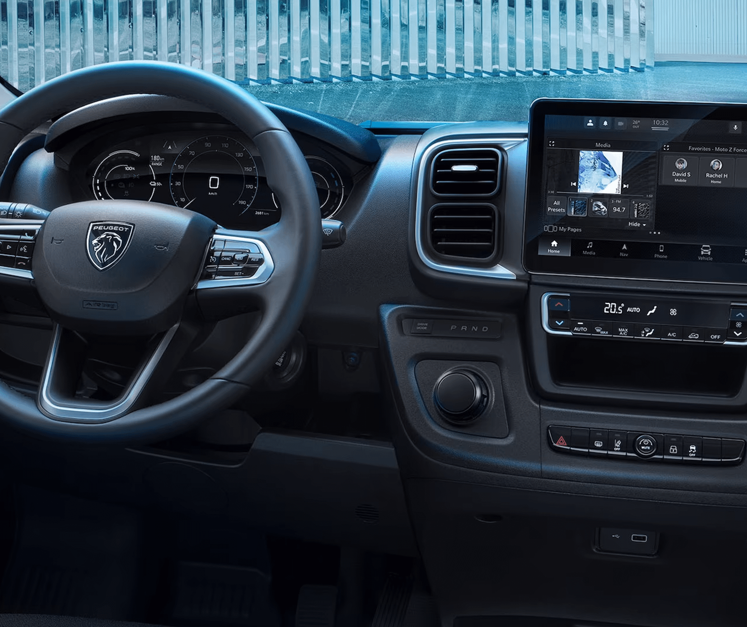 Peugeot e-boxer interior