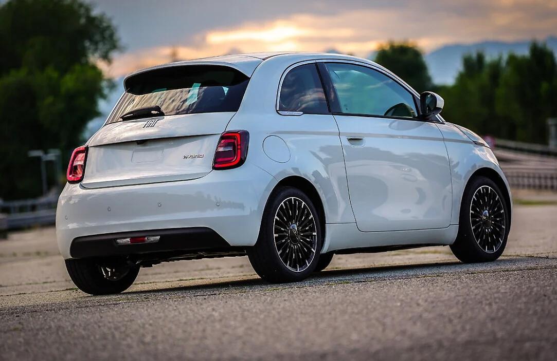 Fiat 500 Hybrid Production Begins: UK Launch Set for 2025